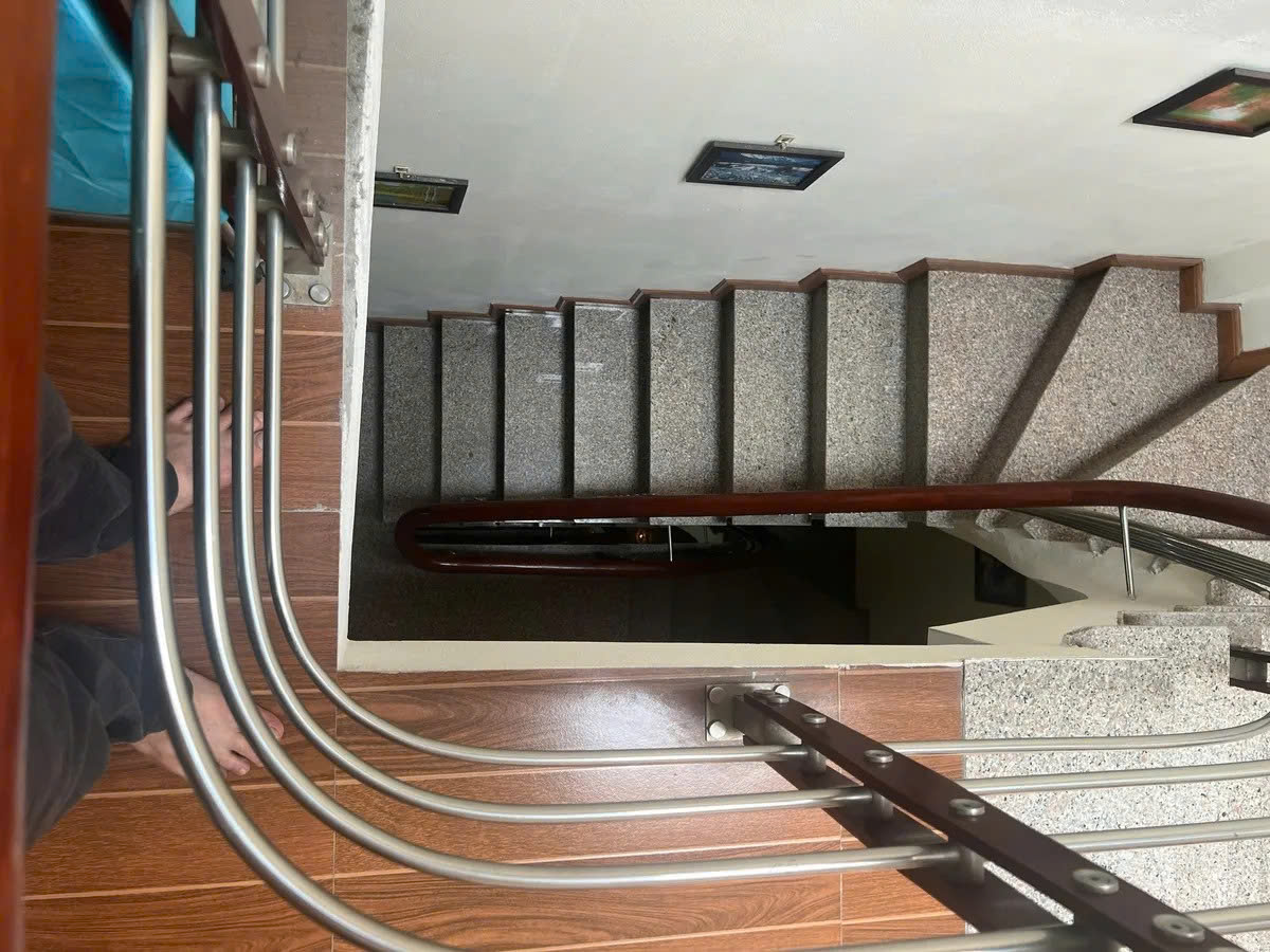 NHÀ ĐẸP Ở LUÔN Ngọc Thụy 36 m2 X 5 tầng,mặt tiền  3.5m,7.95 tỷ Long Biên. - Ảnh 4
