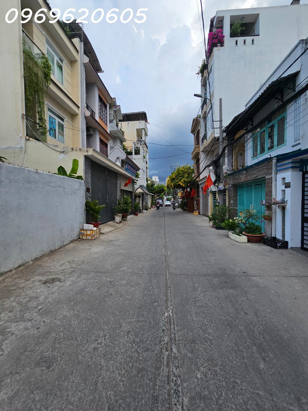 Bán Nhà Quận 7, ô tô đỗ cửa, nở hậu, 4x12m, Lý Phục Man, nhỉnh 6 tỏi, p. Bình Thuận 0969620605 - Ảnh 1