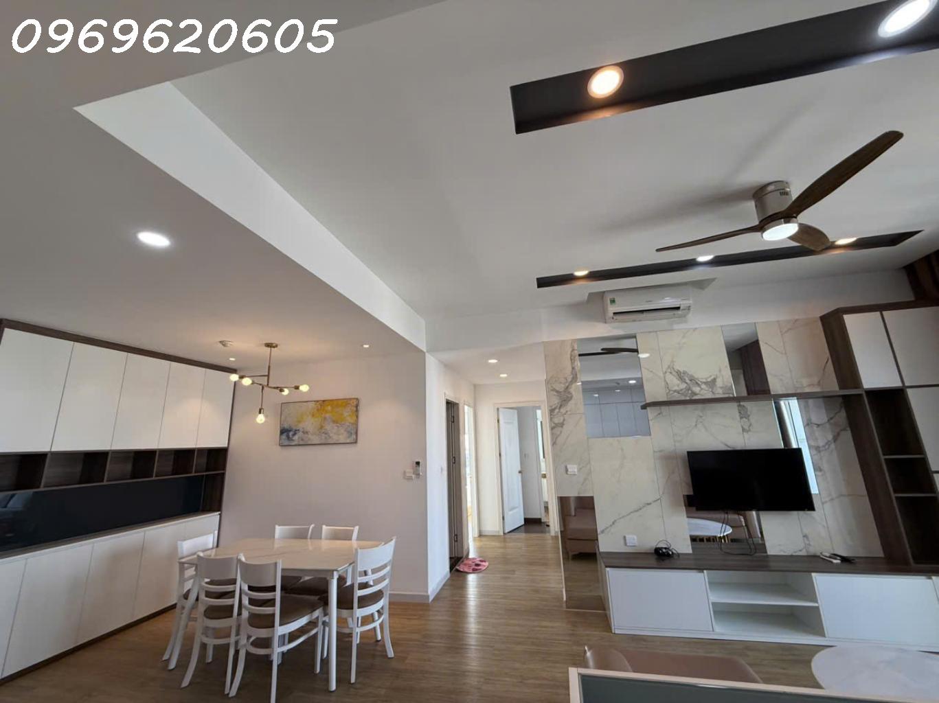 Bán Nhà Quận 7 Lý Phục Man - ô tô đổ cửa - NHỈNH 5 tỷ - ngang 4m - phường Bình Thuận - Ảnh chính