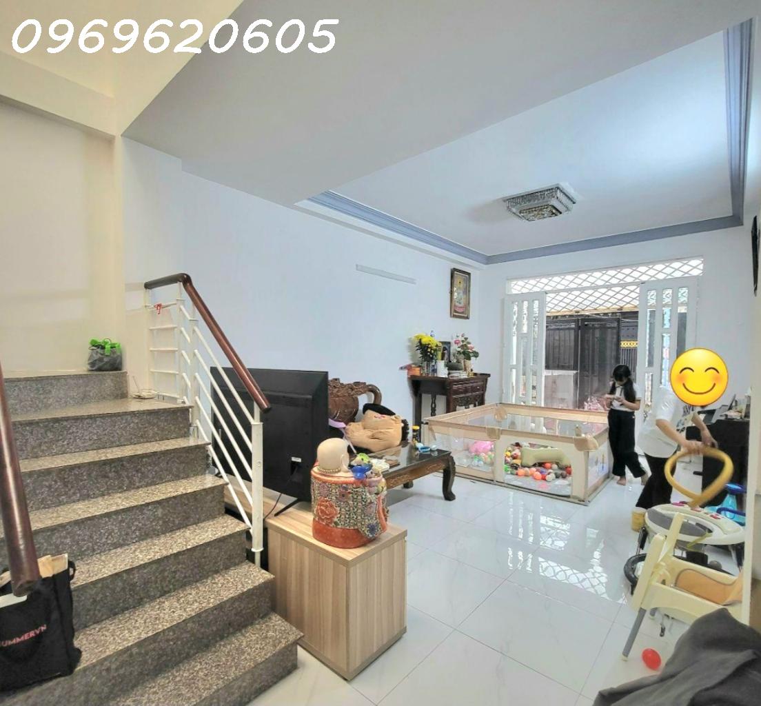 Bán Nhà Quận 7, Ô TÔ đỗ cửa, đường Lâm Văn Bền, 4x20m giá chỉ nhỉnh 7 tỷ<br>-  80m2 - Ảnh chính