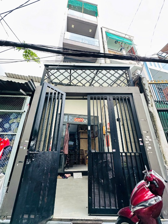 Nhà 4 tầng mới, đẹp Dương Bá Trạc P1Q8. Giá 4,98Tỷ TL - Ảnh chính
