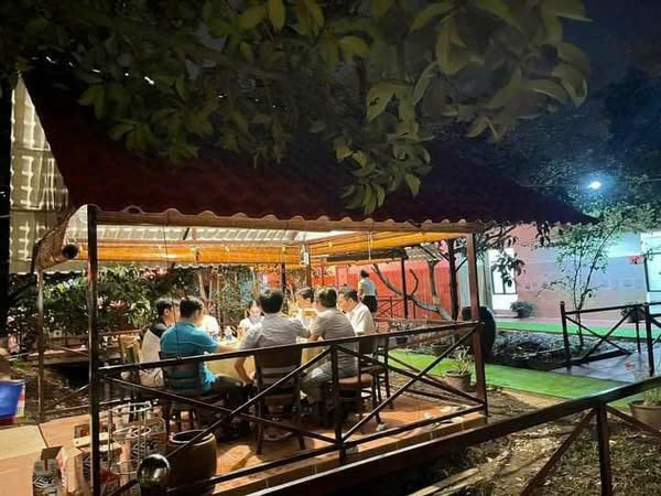 CẦN SANG QUÁN SÂN VƯỜN – 3 PHÒNG VIP, 12 CHÒI RIÊNG - Ảnh chính