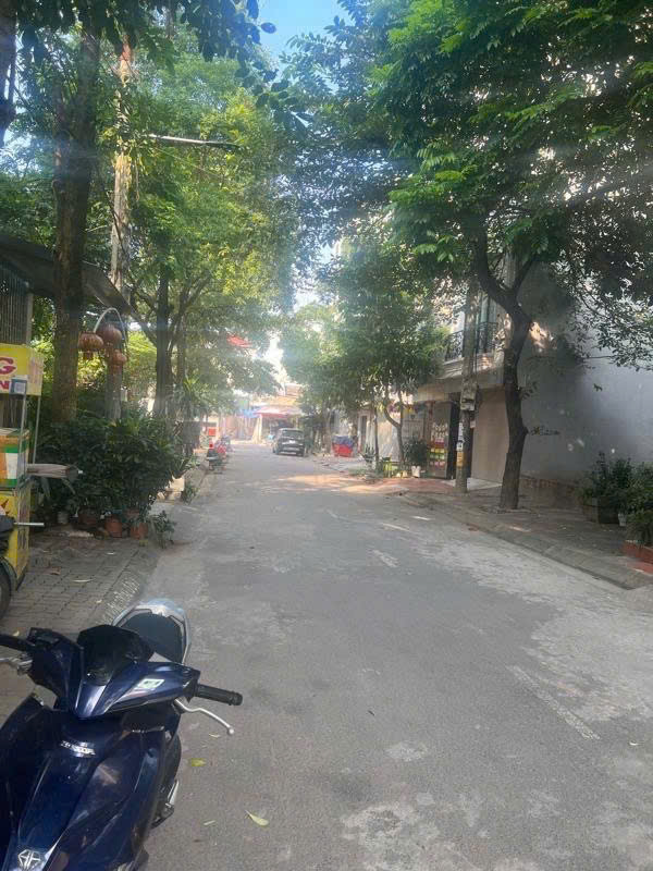 68m2 TẶNG NHÀ C4, PHÂN LÔ, VỈA HÈ RỘNG, KINH DOANH, Ở SƯỚNG, NGAY CỔNG CHÀO HOÀI ĐỨC - Ảnh 1