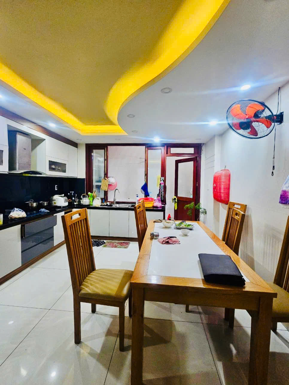 Bán nhà 5 tầng kiên cố, hẻm 8m Phan Huy Ích, gần kênh Tham Lương, 80m2, chỉ 11 tỷ ++ - Ảnh 2