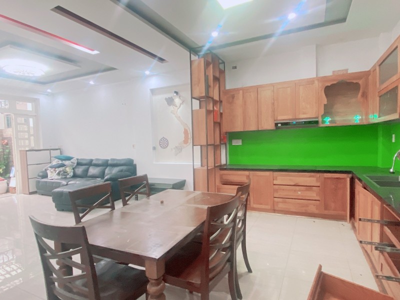 Bán nhà 2 tầng, 68m², 2PN, Q.2, TPHCM,  6.3 tỷ, sổ hồng - Ảnh 1
