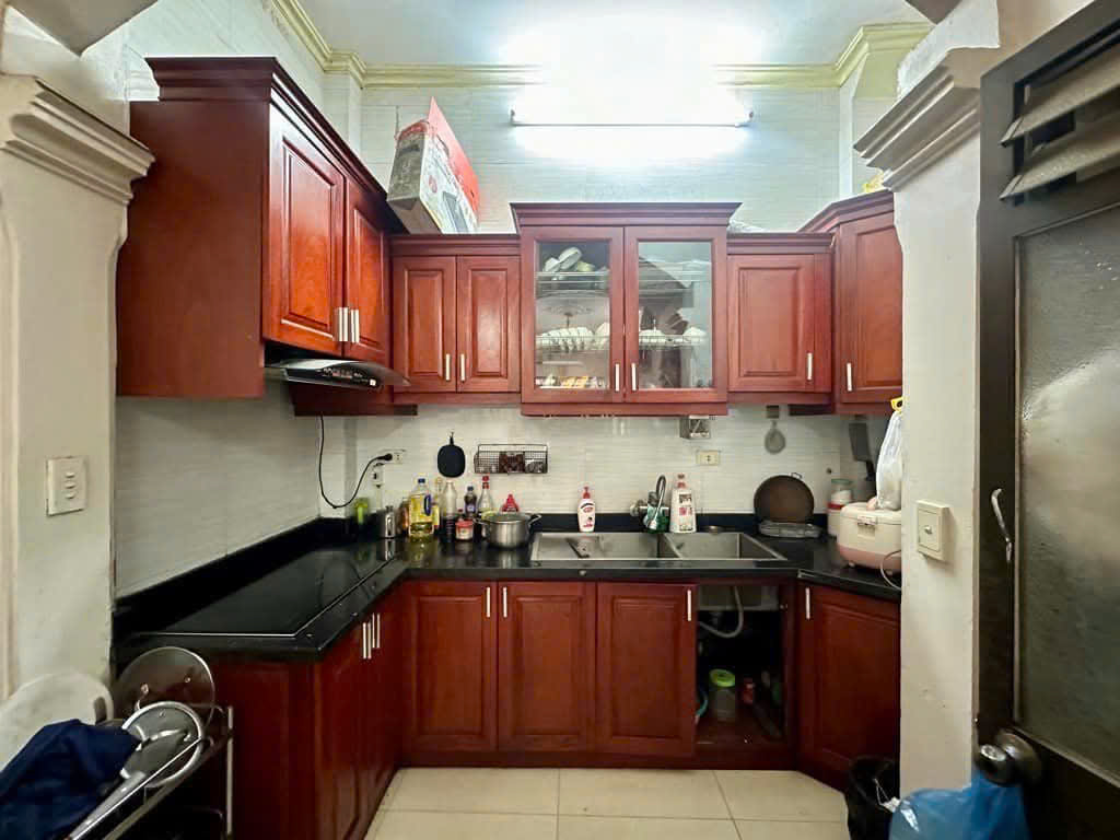 Bán nhà 30m², 3PN, 3WC, 4 tầng, ngõ 220 Nam Dư, Lĩnh Nam, 6.3 tỷ - Ảnh chính