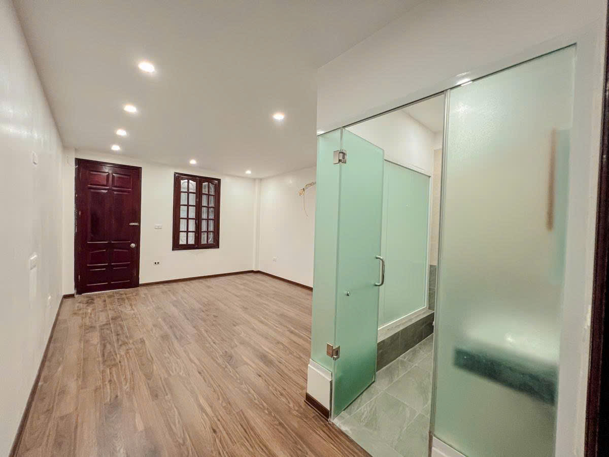 DỐC TAM ĐA NHÀ ĐẸP - TẶNG NỘI THẤT - 43m2 5 tầng mặt tiền 3.9m Giá 12.3 tỷ - Ảnh 1