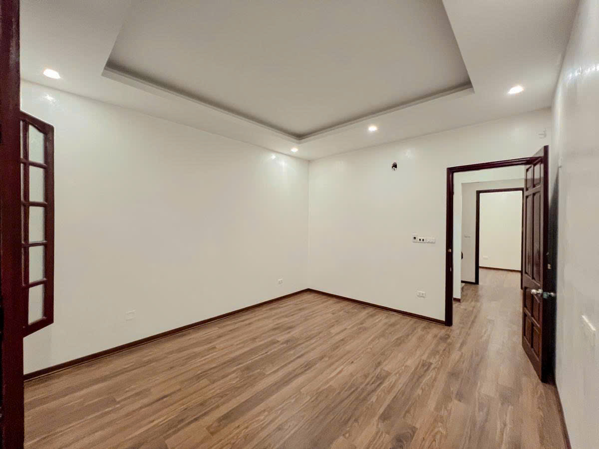 DỐC TAM ĐA NHÀ ĐẸP - TẶNG NỘI THẤT - 43m2 5 tầng mặt tiền 3.9m Giá 12.3 tỷ - Ảnh 3