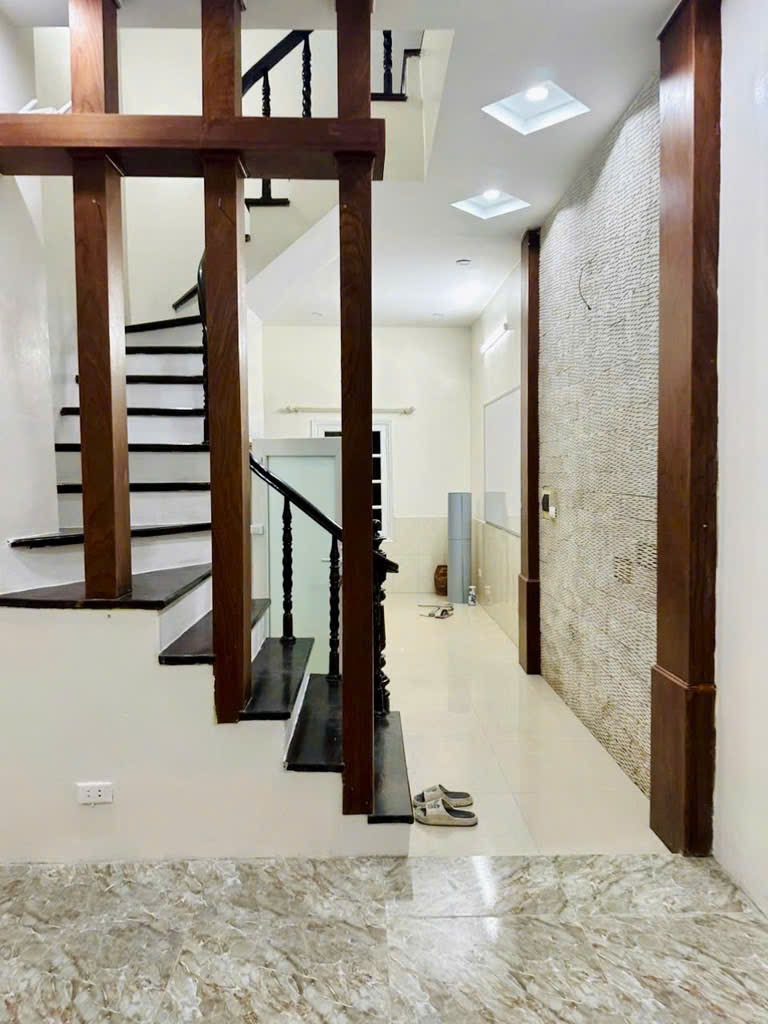 NHÀ ĐẸP TRUNG TÂM CỔ NHUẾ – 60M2 x 5 TẦNG – KINH DOANH NHỎ TUYỆT VỜI  – 8 TỶ - Ảnh chính