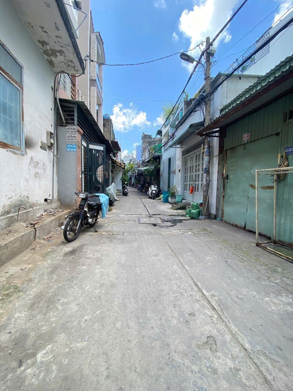 Bán Gấp nhà Lê Văn Quới hẻm 5m thông xe hơi vào nhà 51m2 -2 Tầng 3 tỷ 5 - Ảnh 1