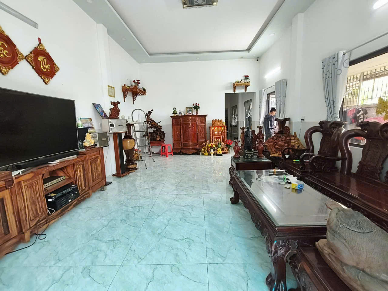 *Bán Gấp Nhà mặt tiền Kinh Doanh Lê Niệm Tân Phú 91m2,2 Tầng  Nhỉnh 10 tỷ - Ảnh 2