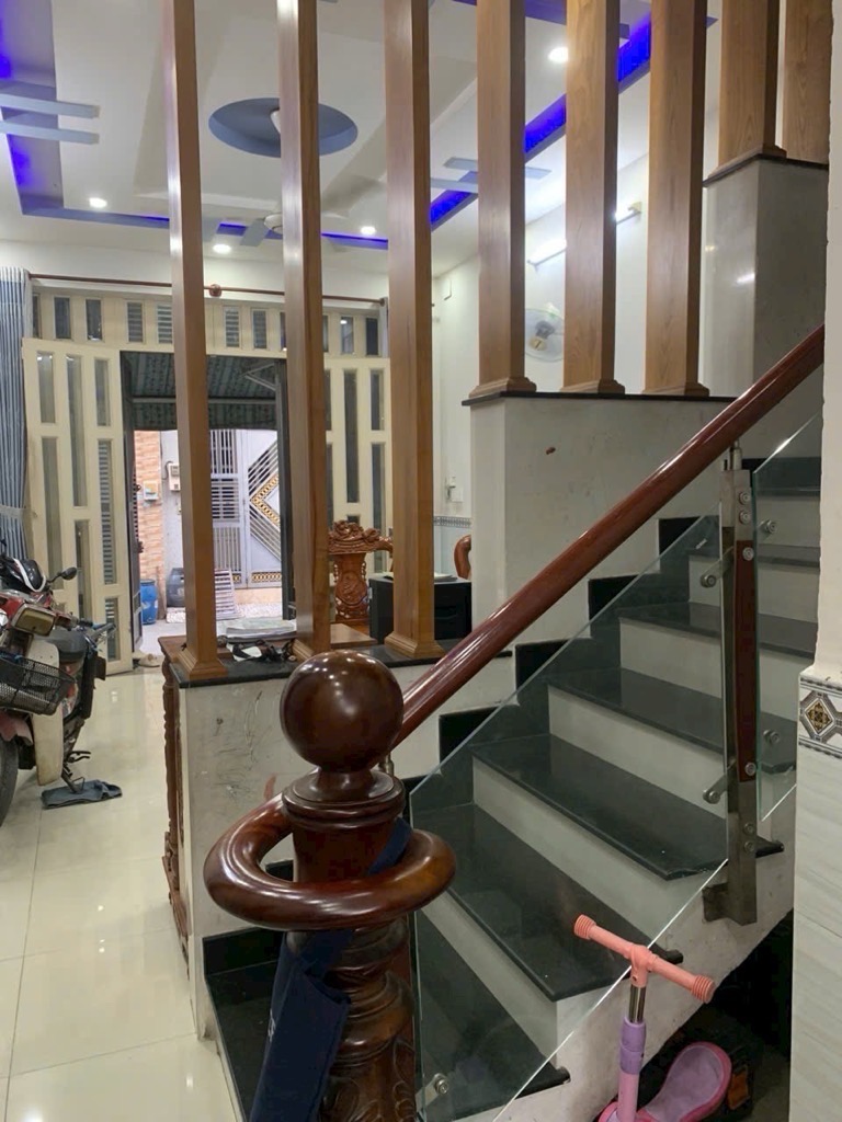 MÃ LÒ BÌNH TÂN GIÁP TÂN PHÚ - NHÀ MỚI VÀO Ở NGAY – HẺM XE TẢI - GIÁ CHỈ 4.6 TỶ - Ảnh chính
