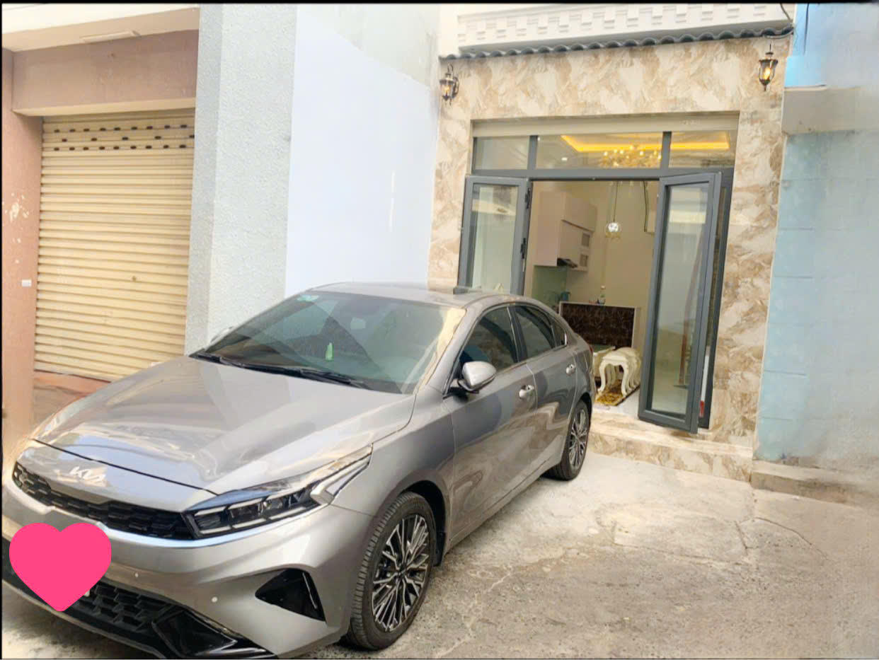 Bán nhà Q10, hẻm 7m có sân oto riêng, cao 4 tầng FullNT: Nhỉnh 5 tỷ.LH: 0933910039 - Ảnh chính