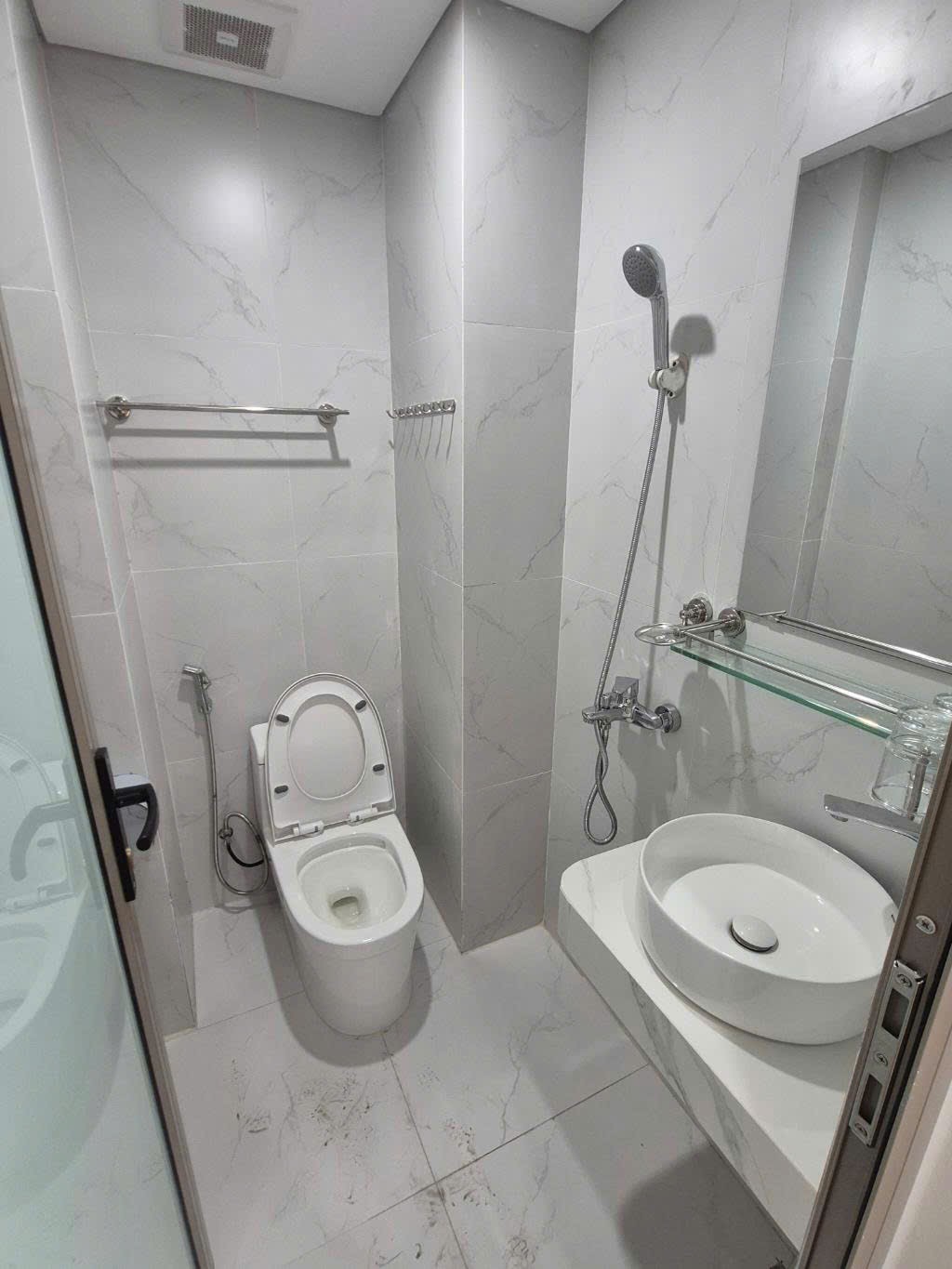 Tòa căn hộ 6 tầng thang máy, trung tâm Thanh Xuân, dòng tiền 700 triệu/năm - Ảnh 5
