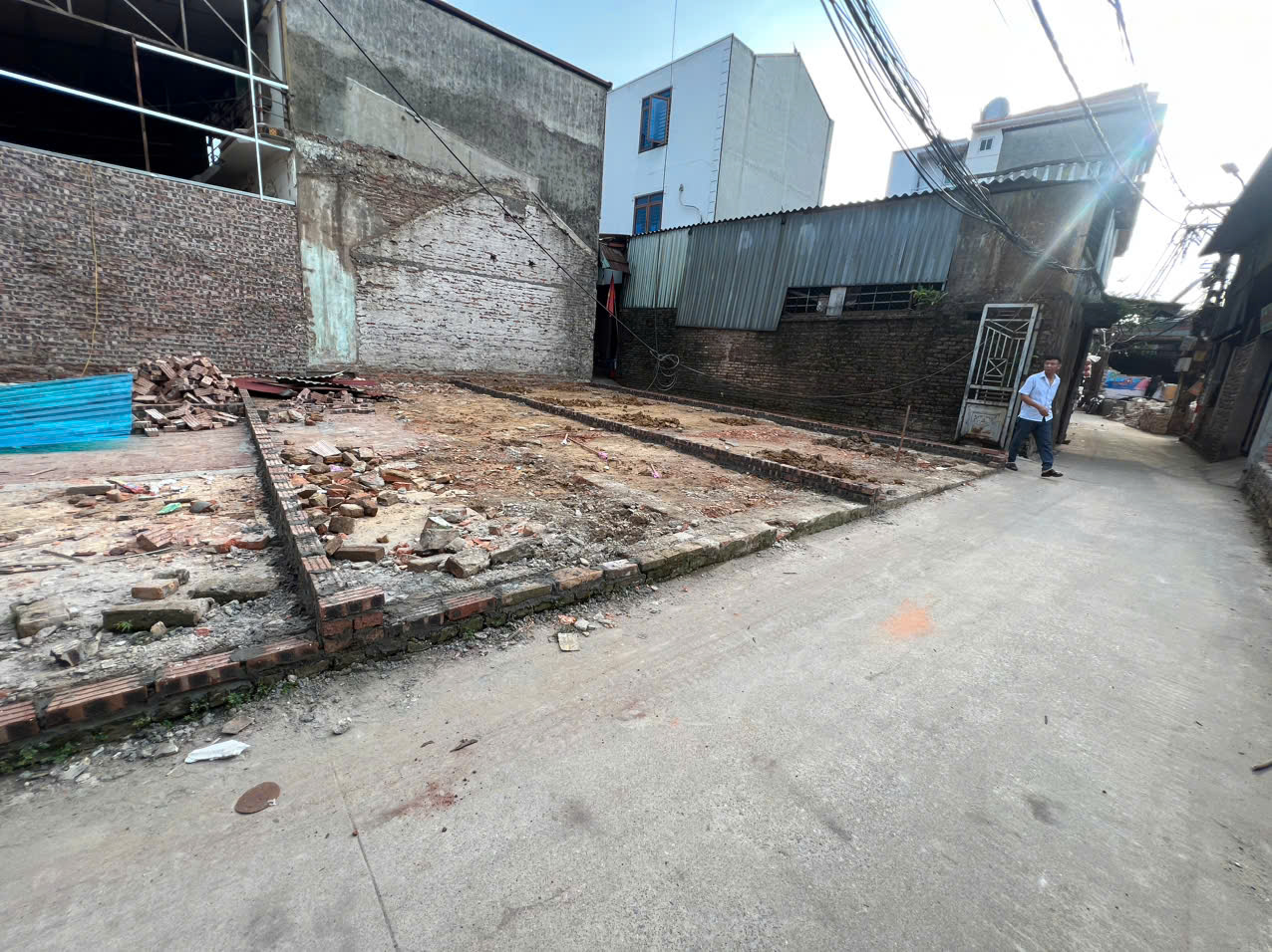 Cắt lỗ lô duy nhất diện tích 244 m mặt tiền 10 m đất vuông  giá chỉ 20 tr 1 m2  Đường xe ô tô đỗ - Ảnh chính