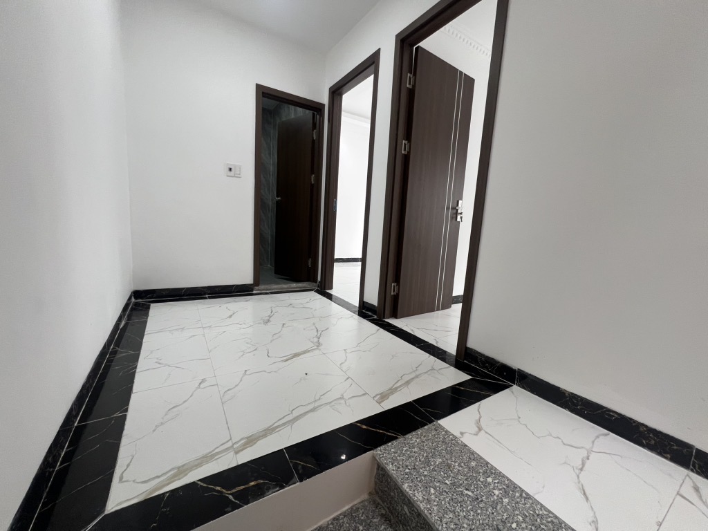 BÁN NHÀ 5 TẦNG MỚI – GẦN AEON LONG BIÊN – 40M² – GIÁ 6.X TỶ – NGÕ Ô TÔ – KHU VỰC AN SINH TUYỆT VỜI - Ảnh 4