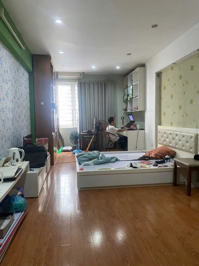 Bán Nhà Đào Tấn 42m2. 4tầng. mặt tiền 3.4m. giá 9.8 tỷ Ba Đình Hà Nội - Ảnh 2