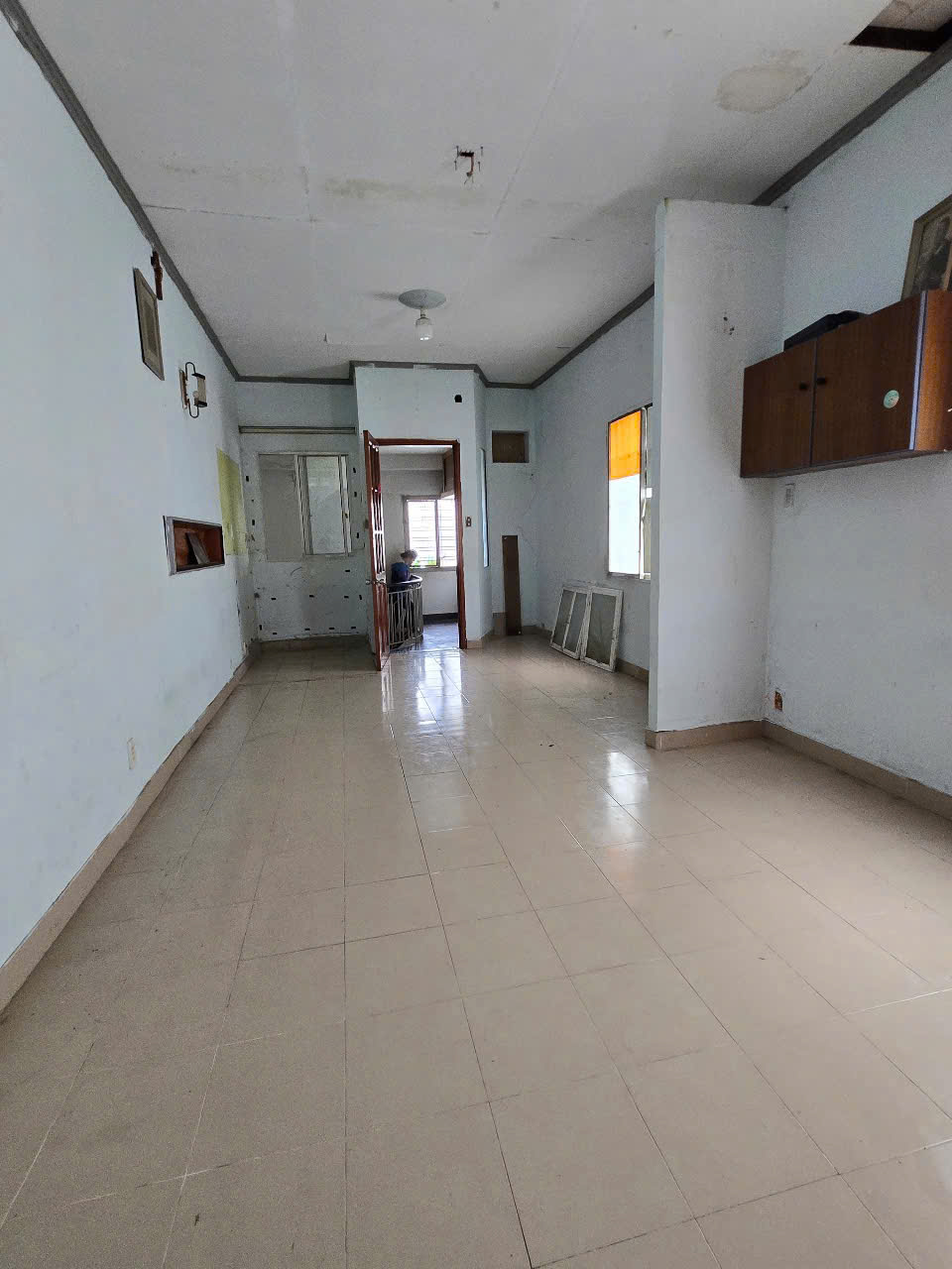 Cho thuê nhà nguyên căn hoặc mặt tiền kinh doanh – Đường Tô Hiến Thành, Quận 10 - Ảnh chính