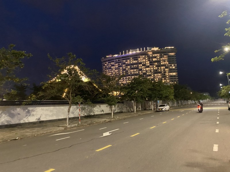 ► Toà Khách Sạn gần Mikazuki, Biển Nguyễn Tất Thành, 250m2, 6 tầng, 30 phòng, 17.x tỷ - Ảnh 3