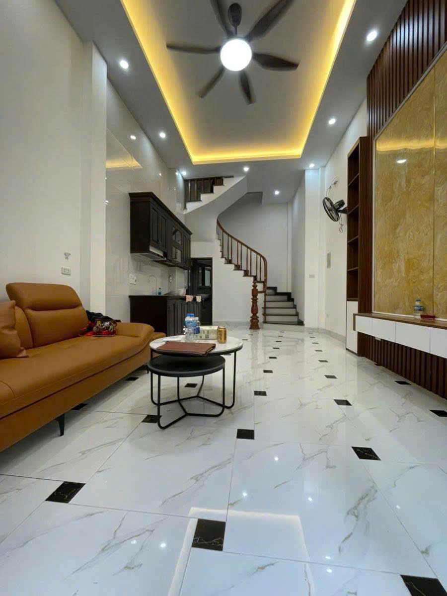 NHÀ MỚI HOÀNG MAI - NGÕ THOÁNG - 15M RA MẶT PHỐ 30m2 5 tầng mt  4m Giá 7.8 tỷ - Ảnh 2