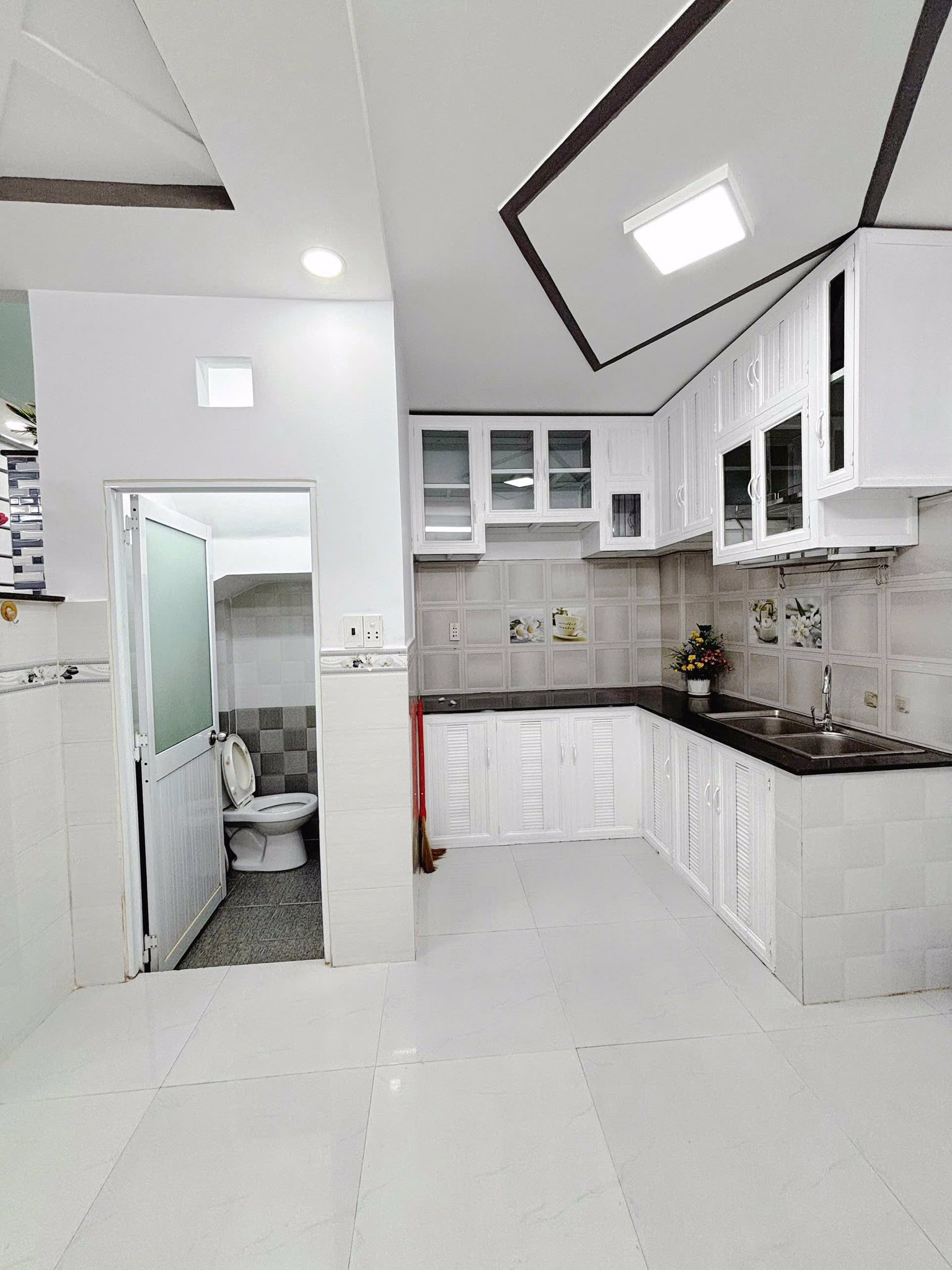 CẦN BÁN GẤP NHÀ ĐƯỜNG BỜ KINH T14, BÌNH CHÁNH, 60M2, SHR, GIÁ 900 TRIỆU - Ảnh 4