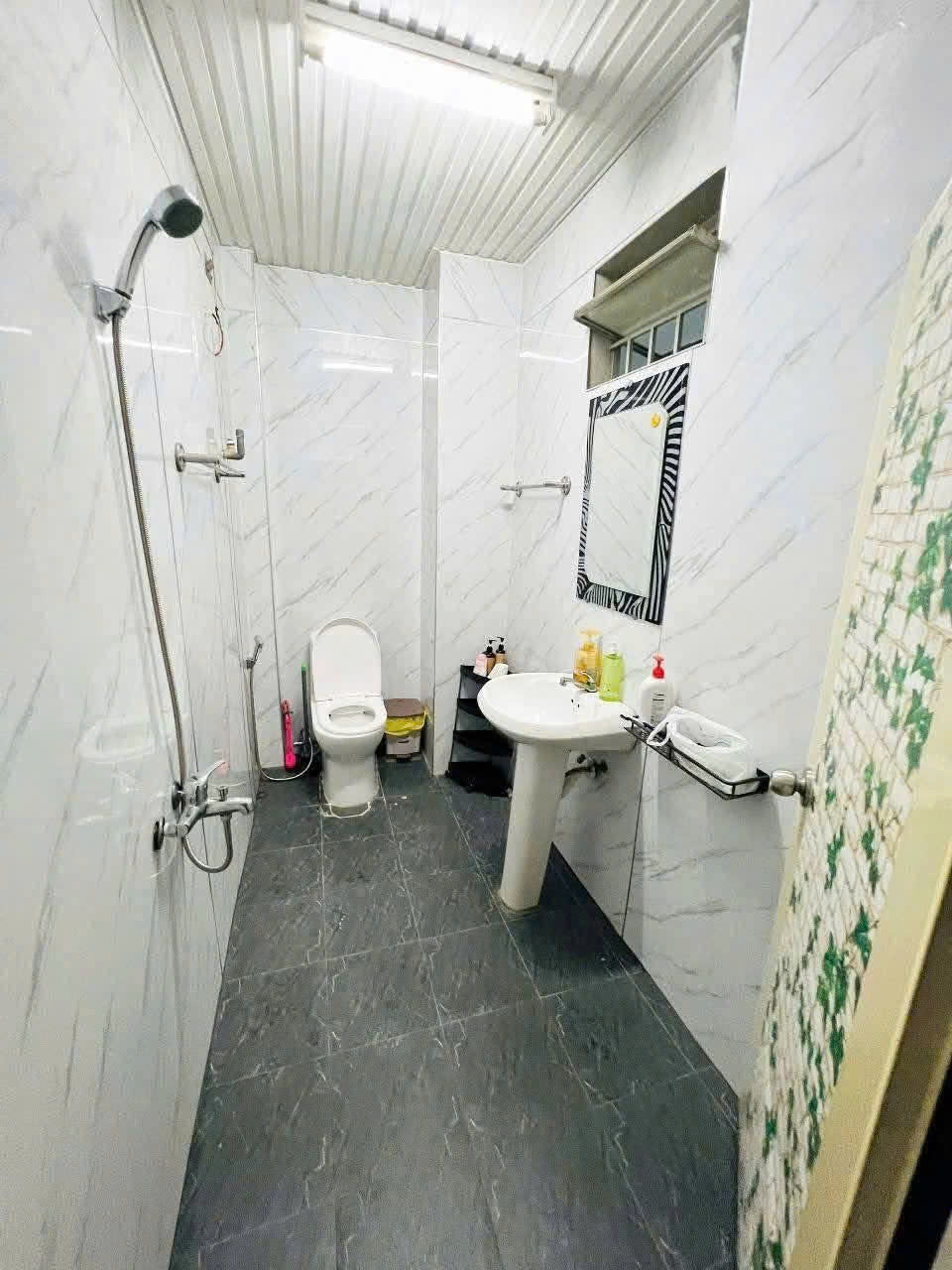 SANG NHƯỢNG TIỆM SPA MẶT TIỀN ĐƯỜNG LỚN BÌNH THẠNH - NHÀ MỚI ĐẸP, VÀO LÀ KINH DOANH NGAY - Ảnh 4