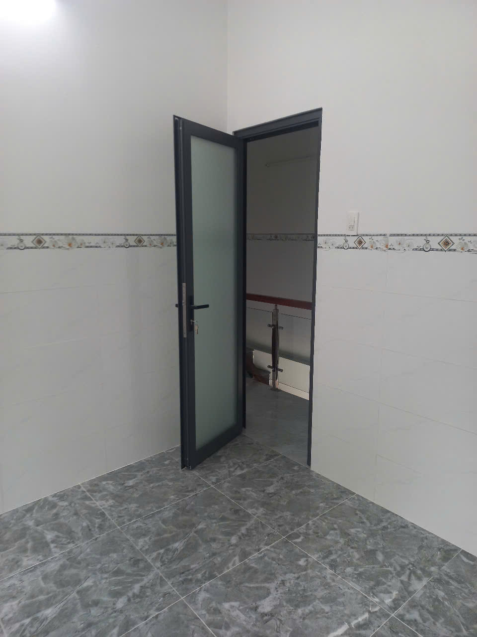 Cho Thuê Nhà  Nguyên Căn Vừa Ở Vừa Kinh Doanh - Ảnh 2
