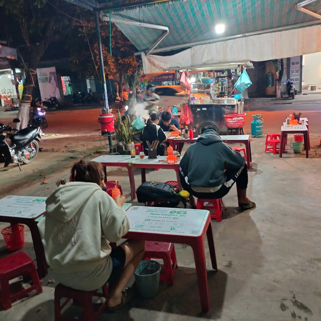 CHÍNH CHỦ CẦN SANG NHƯỢNG QUÁN HŨ TIẾU Ở 144 PHẠM NHƯ XƯƠNG - PHƯỜNG LIÊN CHIỂU-TP.ĐÀ NẴNG - Ảnh 1