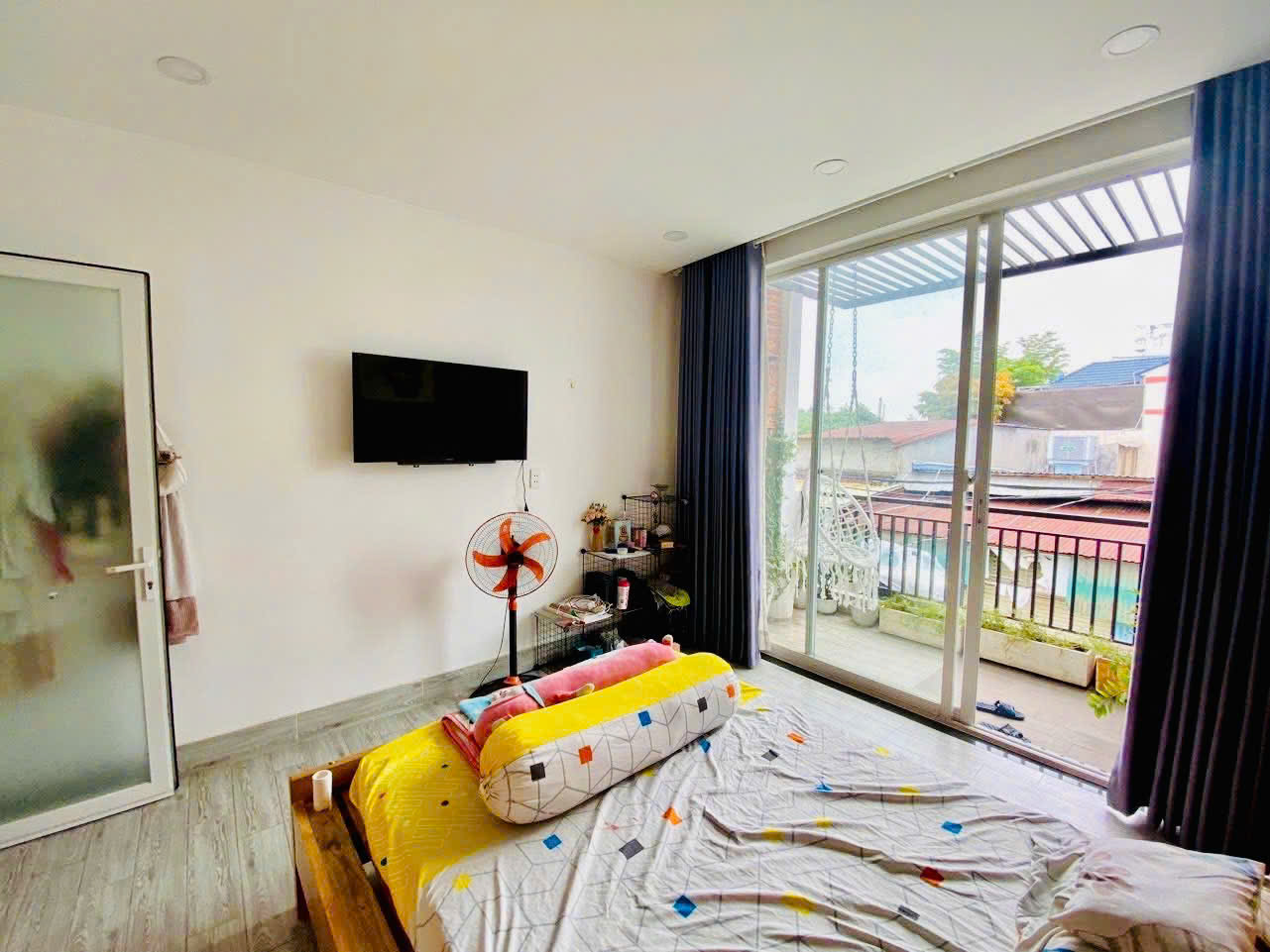 Bán nhà 2 tầng Gò Vấp, view bờ kè Tham Lương  hẻm 7m có lề – Lê Đức Thọ, giá 4 tỷ 500 triệu (còn - Ảnh 1