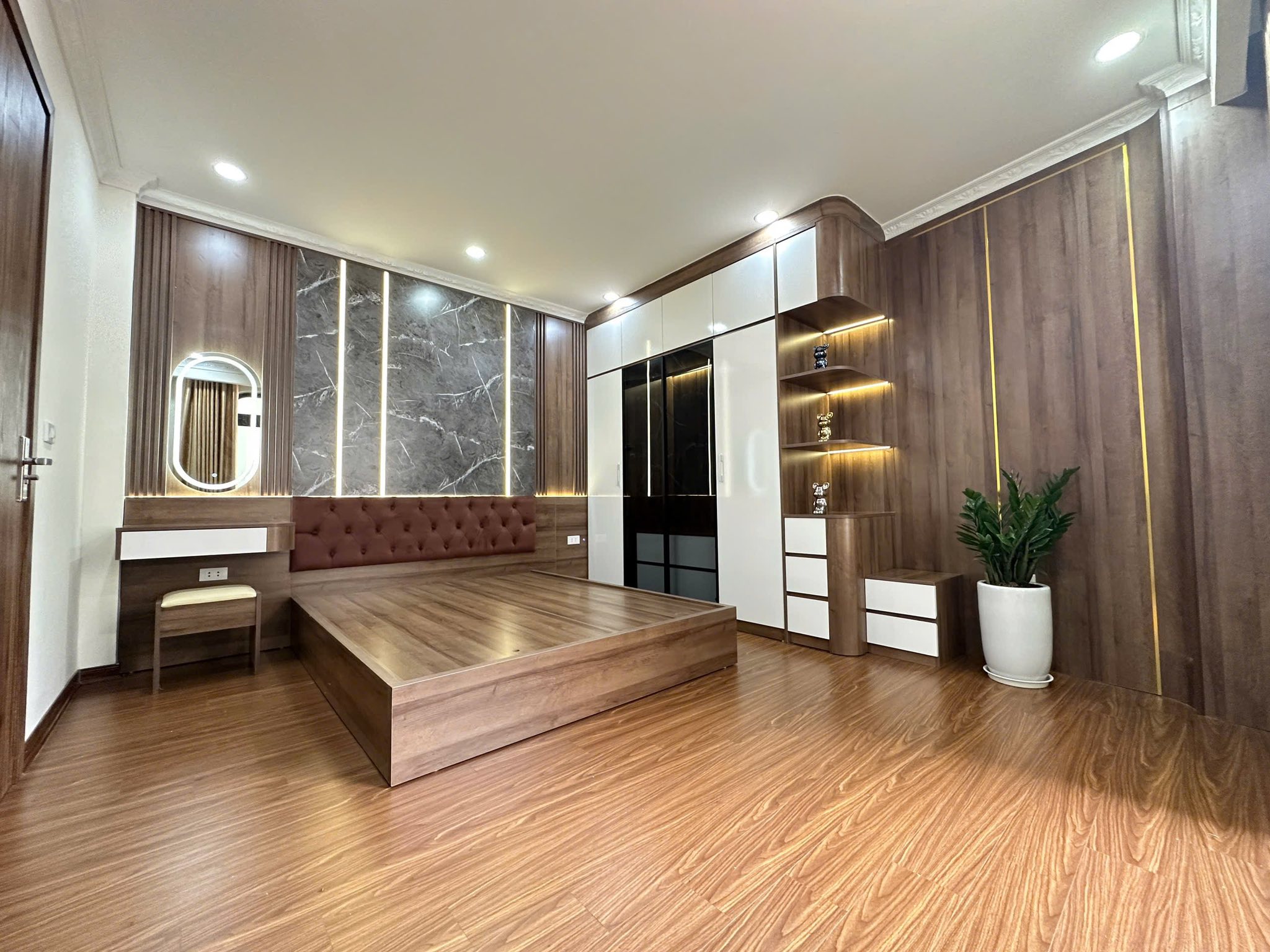 BÁN NHÀ BÁT KHỐI TƯ ĐÌNH 35M2 5 TẦNG, Ô TÔ ĐỖ CỔNG, THÔNG SỐ SIÊU XINH 6.X TỶ - Ảnh 4