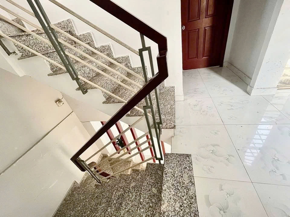 Nhà hẻm 6m xe hơi trước nhà Dạ Nam P2Q8 - Ảnh 2