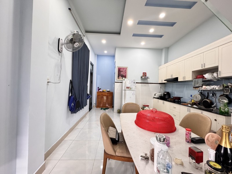 Bán nhà 4 tầng 96m², Tam Bình, Thủ Đức, 7.9 tỷ, sổ hồng - Ảnh 2