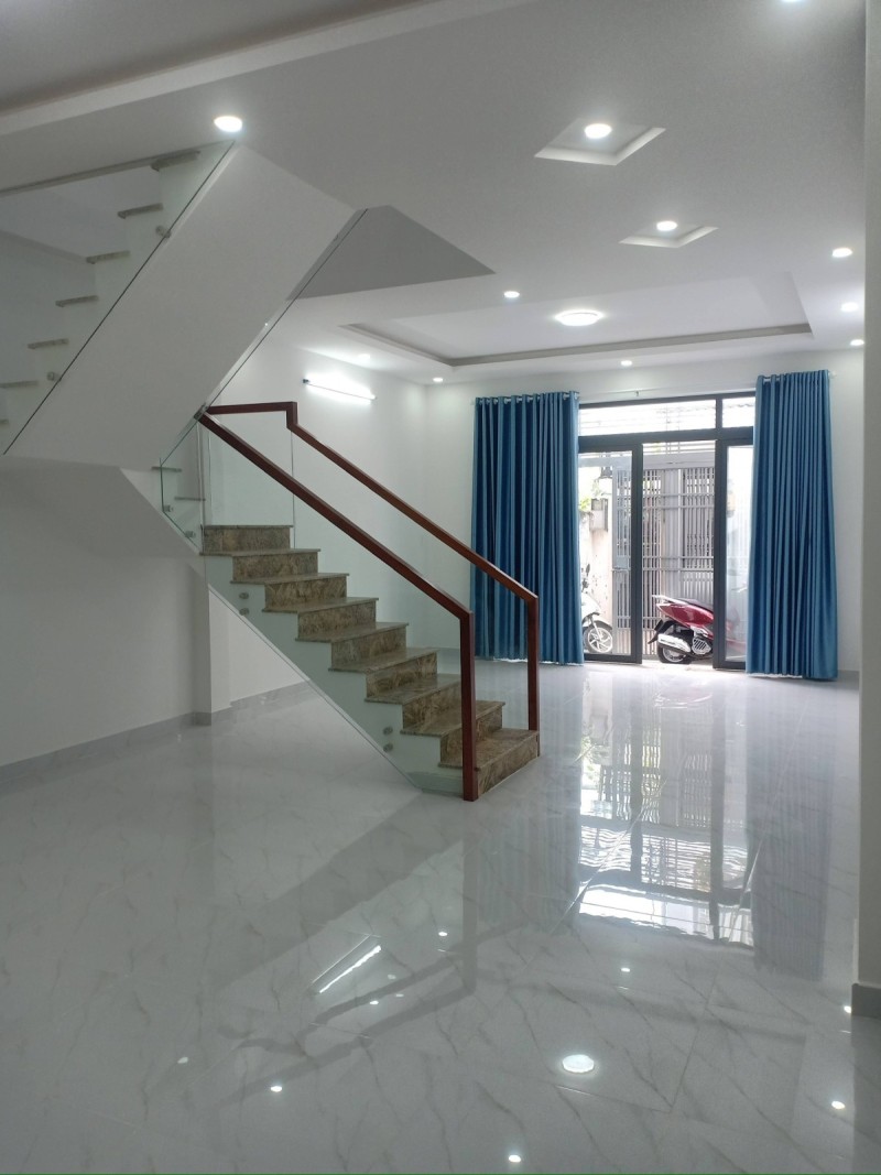 Bán nhà 2 tầng, 56m², 2PN, 2WC, Q.9, 4.85  tỷ, sổ hồng - Ảnh chính