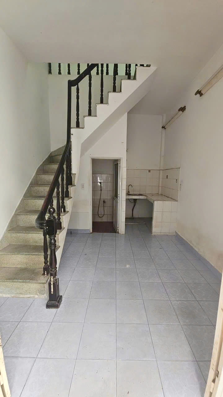 Bán 3 căn trọ hẻm 4m Nguyễn Thị Tần P2Q8 - Ảnh 1
