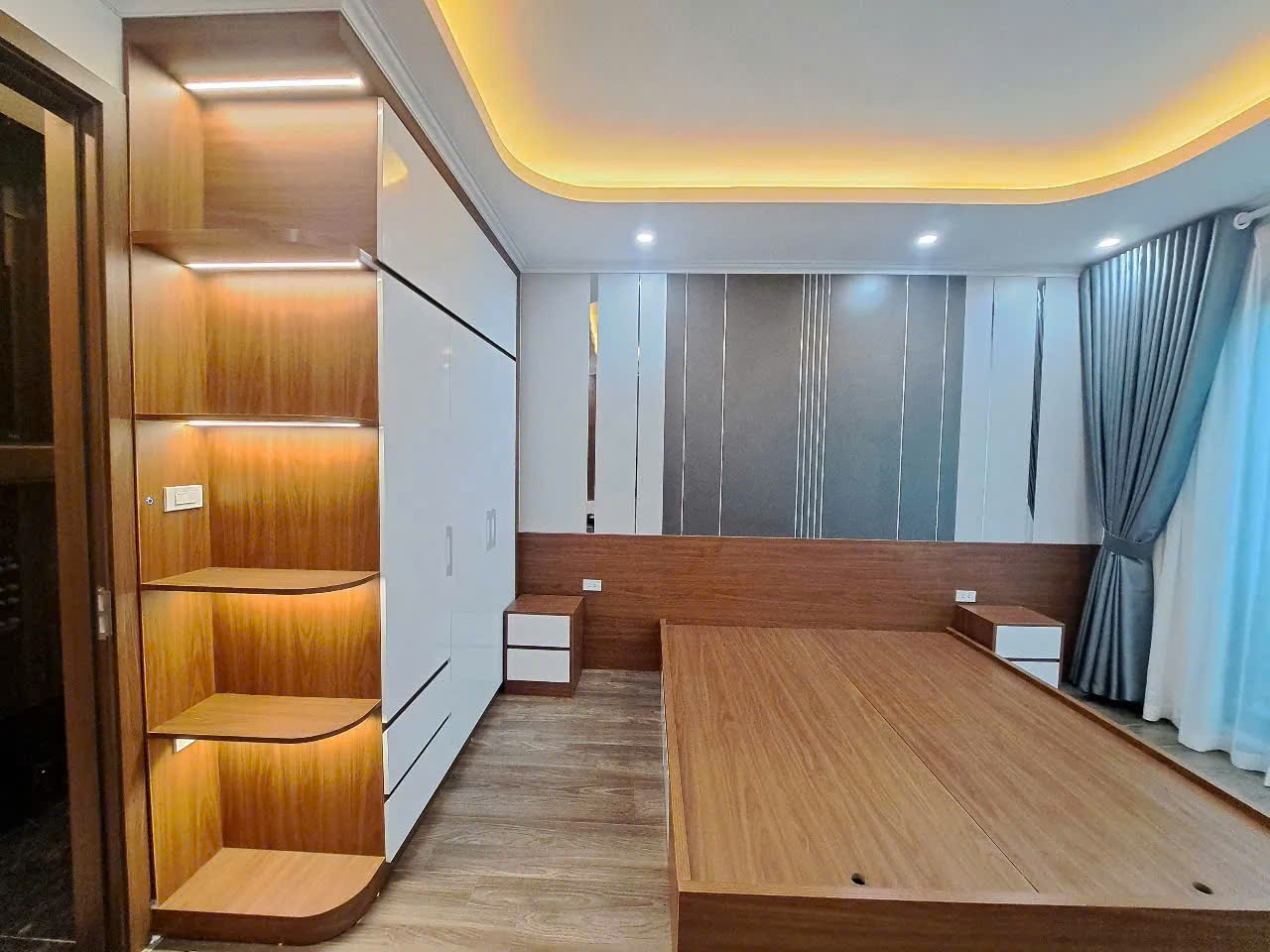 NHÀ ĐẸP THẠCH BÀN - LONG BIÊN - NGÕ Ô TÔ THÔNG- Ô TÔ VÀO NHÀ - Ảnh chính