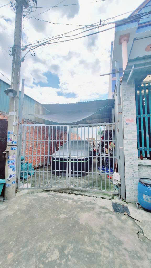 🆘KẸT TIỀN BÁN GẤP ĐẤT THỔ CƯ HẺM ÔTÔ THẠNH LỘC 15 QUẬN 12 CHỈ 40TR/M2- DT 82m2 (4x21)<br><br>◾️Diện tích - Ảnh chính