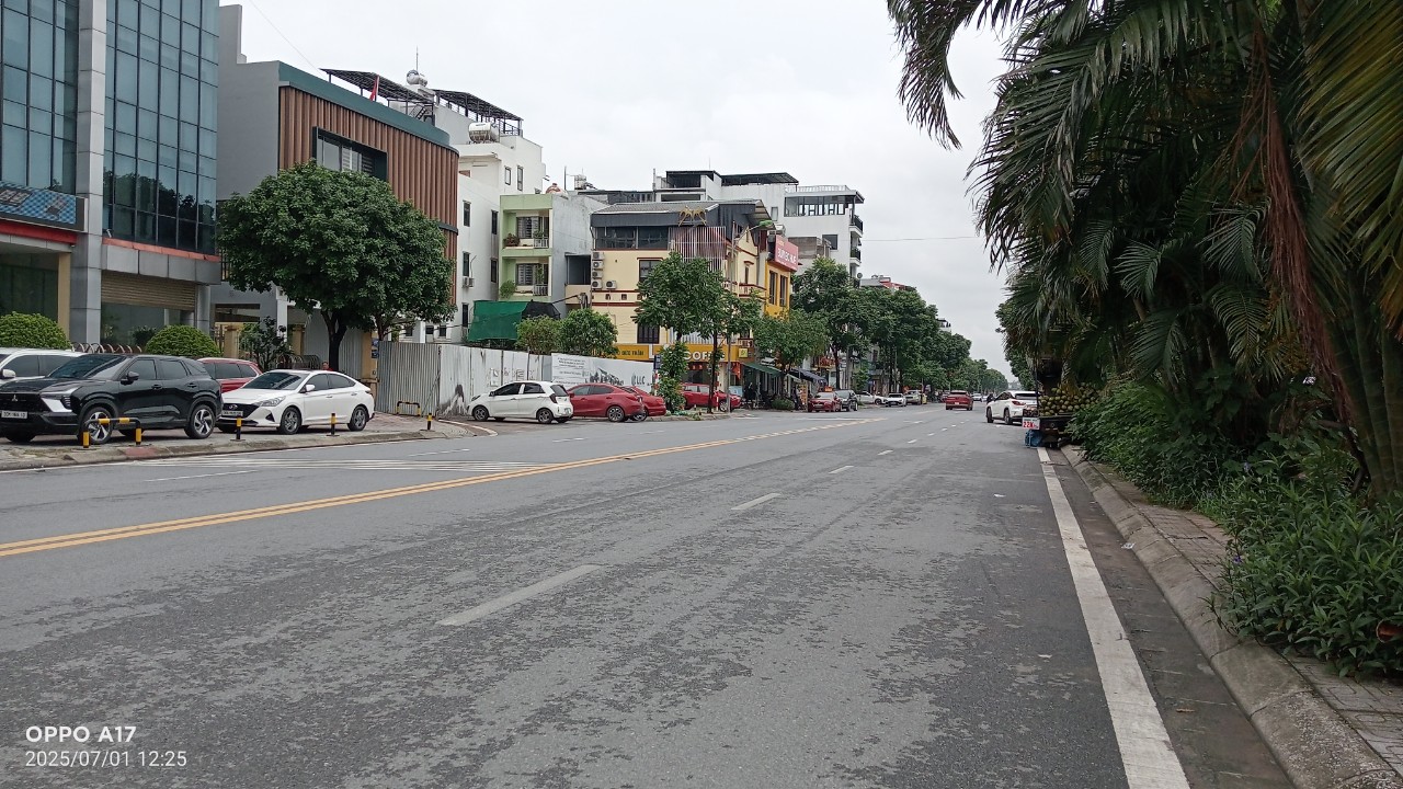 BÁN ĐẤT NGỌC THỤY - VỊ TRÍ ĐẮC ĐỊA TRUNG TÂM<br>📍 Diện tích: 176m²<br>📏 Mặt tiền: 7.6m – Hậu: - Ảnh 2