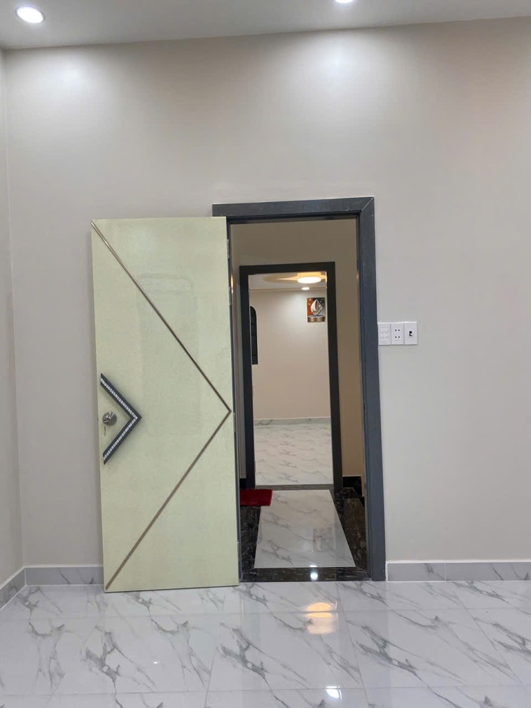 NHÀ ĐẸP GIÁ CHỈ 4.8 TỶ - 4X13M - LÊ VĂN QUỚI – HẺM XE TẢI – GIÁP TÂN PHÚ - Ảnh 1