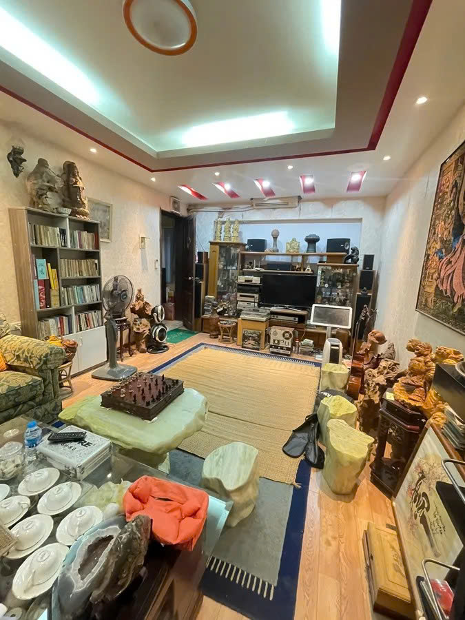 Bán nhà phố Tây Sơn, Đống Đa 18.8 tỷ 110m2 mặt tiền 10m, 3 tầng đẹp không gian rộng - Ảnh 1