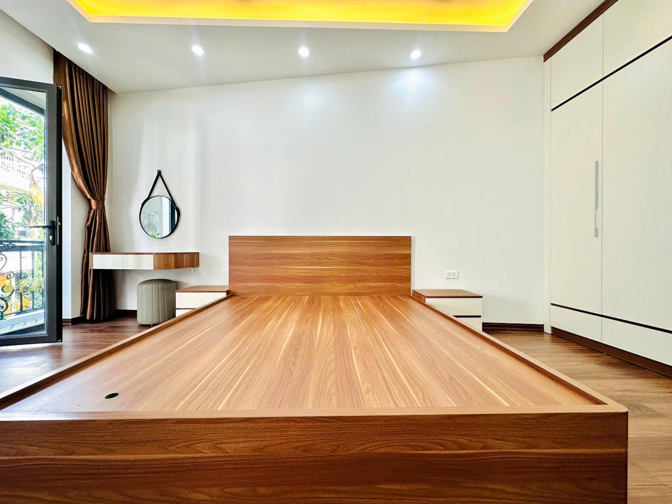CHỦ NHIỆT BÁN GIẢM SÂU – GIÁ 8,1 TỶ – 43M2 - NHÀ MỚI CỨNG – SU CÓC QUAY ĐẦU – MINH KHAI - Ảnh 2