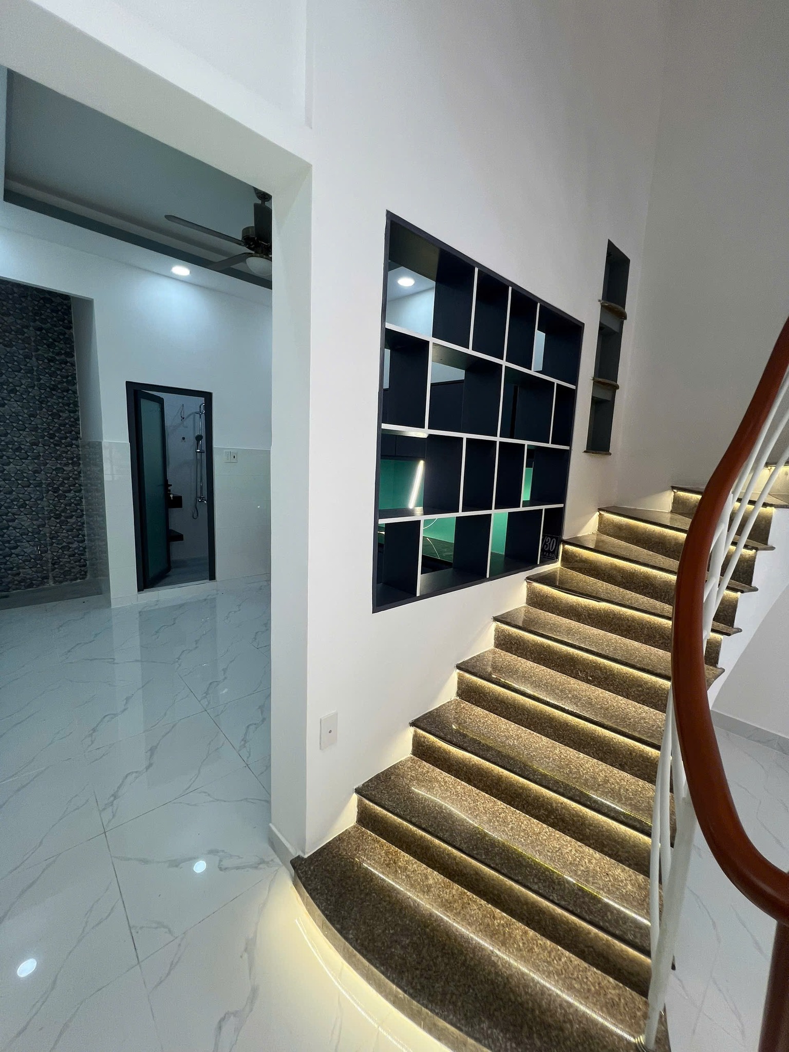 Bán nhà Hẻm Nguyễn Bửu, Quận 5 - gần Trần Hưng Đạo, 3,8x14m, 4 Tầng - 4 PN, 8,9 tỷ. - Ảnh 4