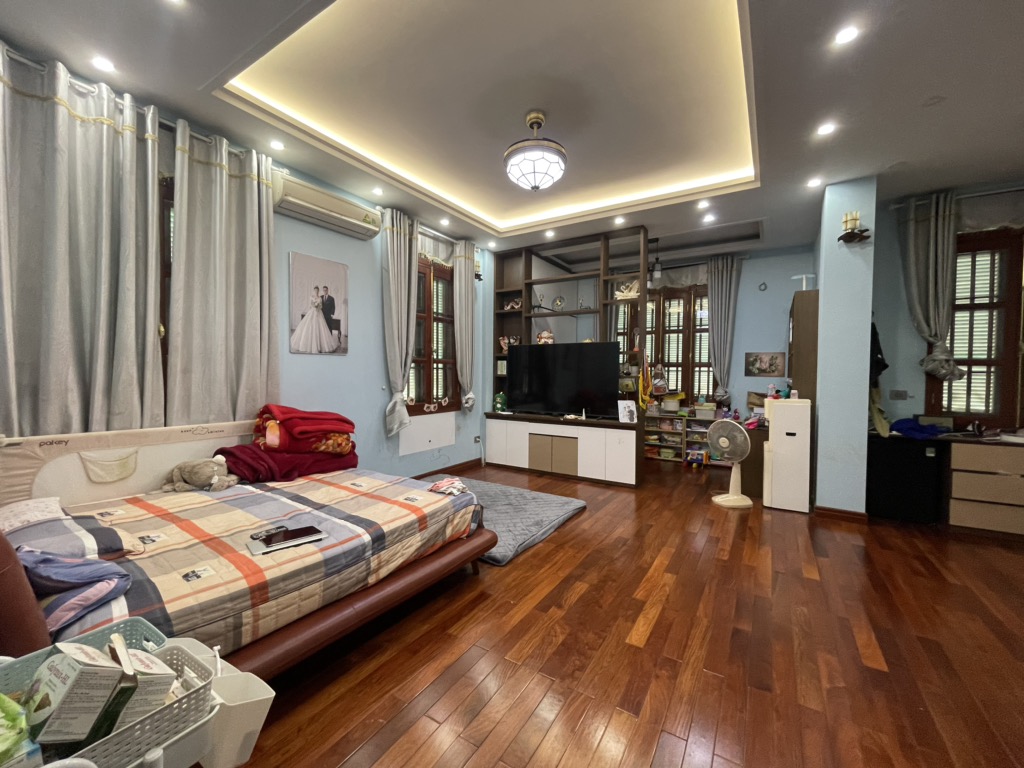 Bán nhà phân lô VIP Đội Cấn – Ba Đình, 95m² x 5 tầng, gara ô tô – chỉ 25.7 tỷ - Ảnh 1