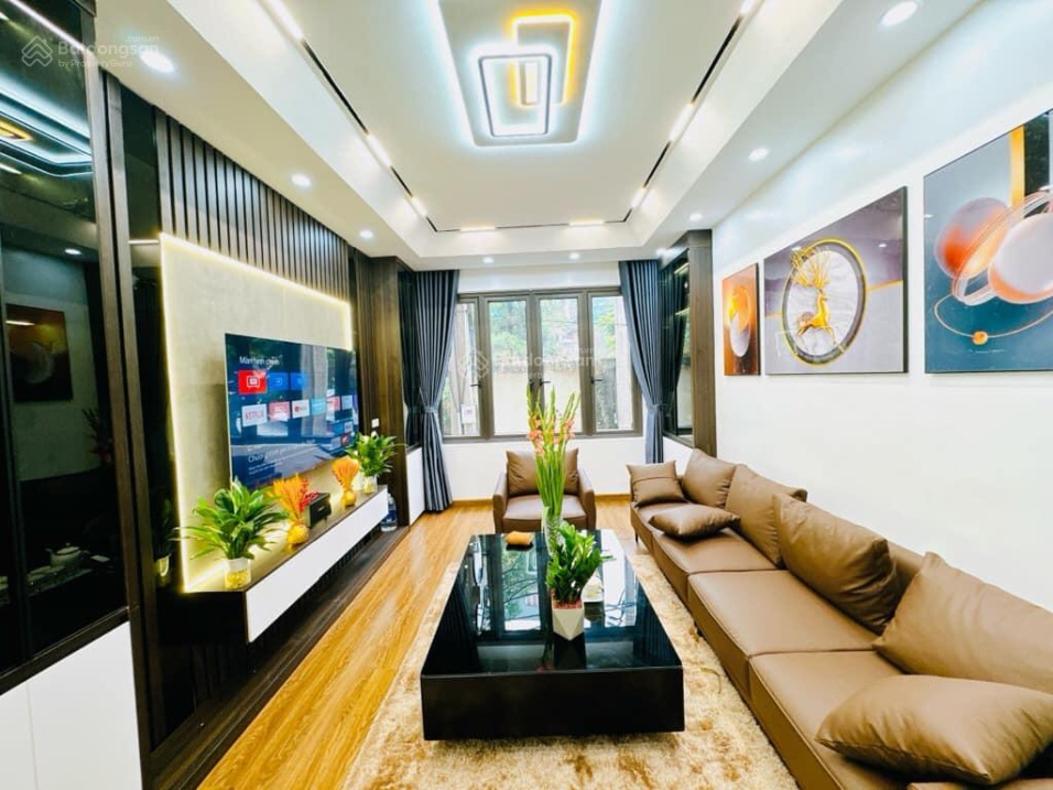 Bán nhà Hoàng Liệt - 45m2 x 5 tầng, giá 7.18tỷ, thoáng, ngõ rộng, ở luôn, SDCC - Ảnh chính