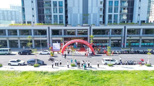 SHOPHOUSE CARDINAL COURT PHÚ MỸ HƯNG ĐƯỢC CÁC THƯƠNG HIỆU LỚN SĂN ĐÓN - Ảnh 4