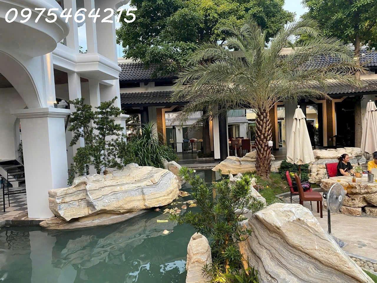 BÁN BIỆT THỰ ĐẸP + ĐẤT Ở 5.523,6m² – DƯƠNG QUẢNG HÀM, GÒ VẤP – GIÁ CHỈ 360 TỶ - Ảnh 1