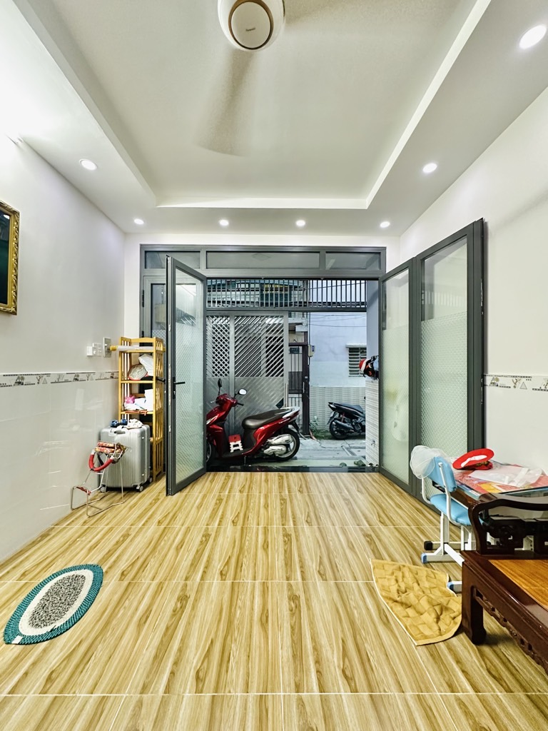 NHÀ ĐẸP TÂN BÌNH – Đi bộ ra Bở kè Trường Sa, 50m2, ngang lớn, kết cấu cứng cáp, ở được ngay. - Ảnh 2
