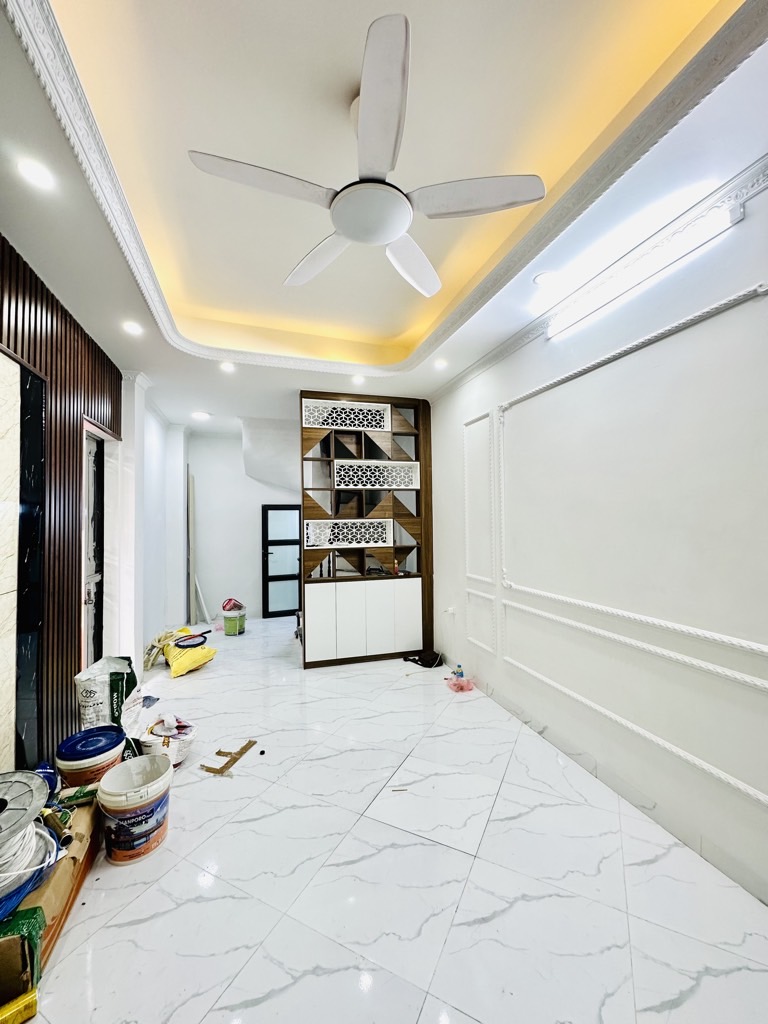 Siêu phẩm xây mới 6 tầng, phân lô cực đẹp, 20m ra ô tô tránh, kinh doanh tốt, thửa đất vuông đẹp - Ảnh 1