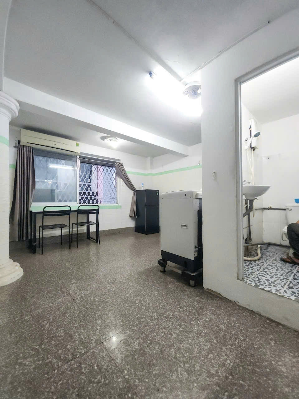 CHÍNH CHỦ CẦN NHƯỢNG LẠI PHÒNG - TRỐNG TỪ NGÀY 15/7 - HỒ CHÍ MINH - Ảnh 1