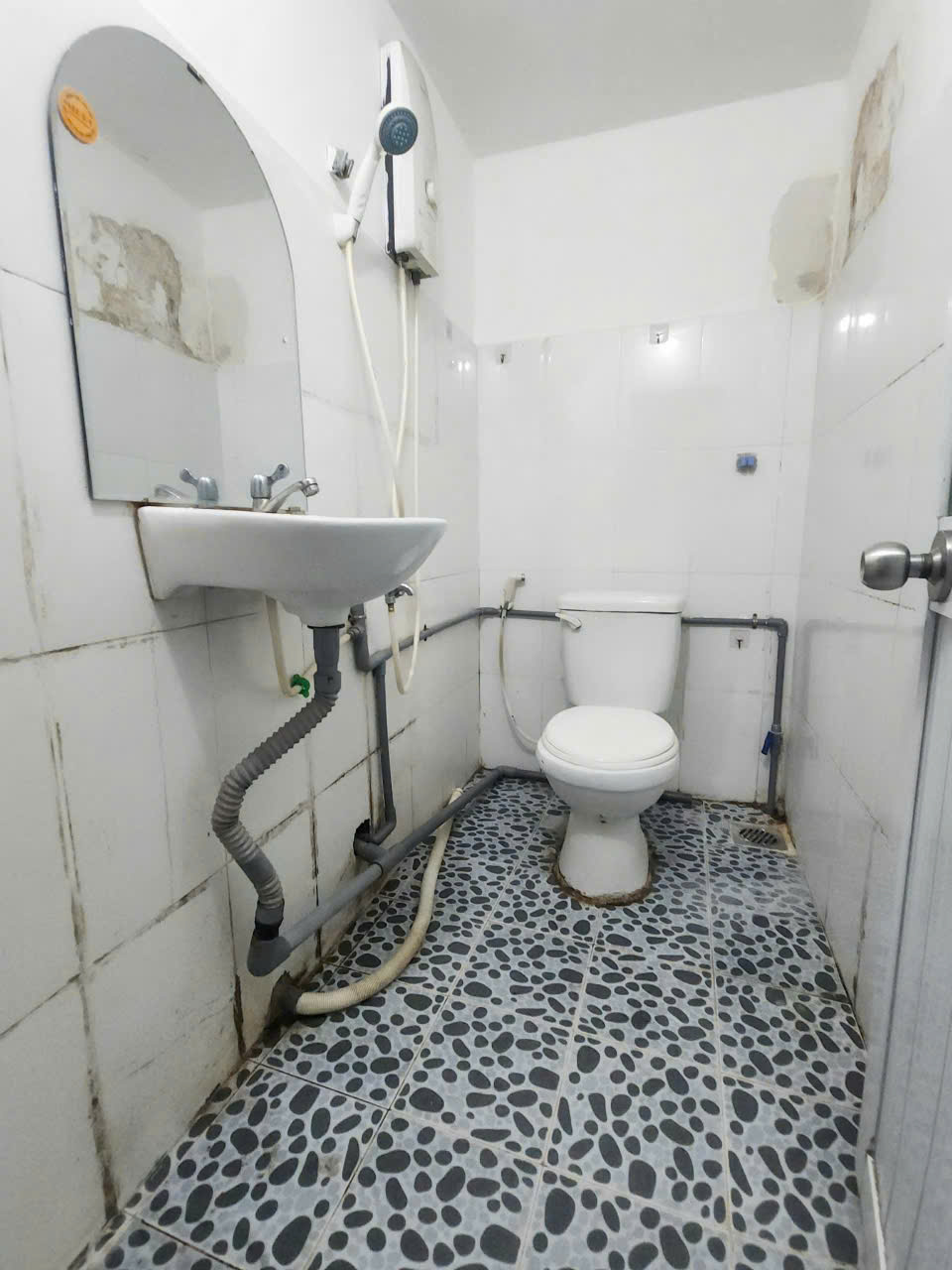 CHÍNH CHỦ CẦN NHƯỢNG LẠI PHÒNG - TRỐNG TỪ NGÀY 15/7 - HỒ CHÍ MINH - Ảnh 3