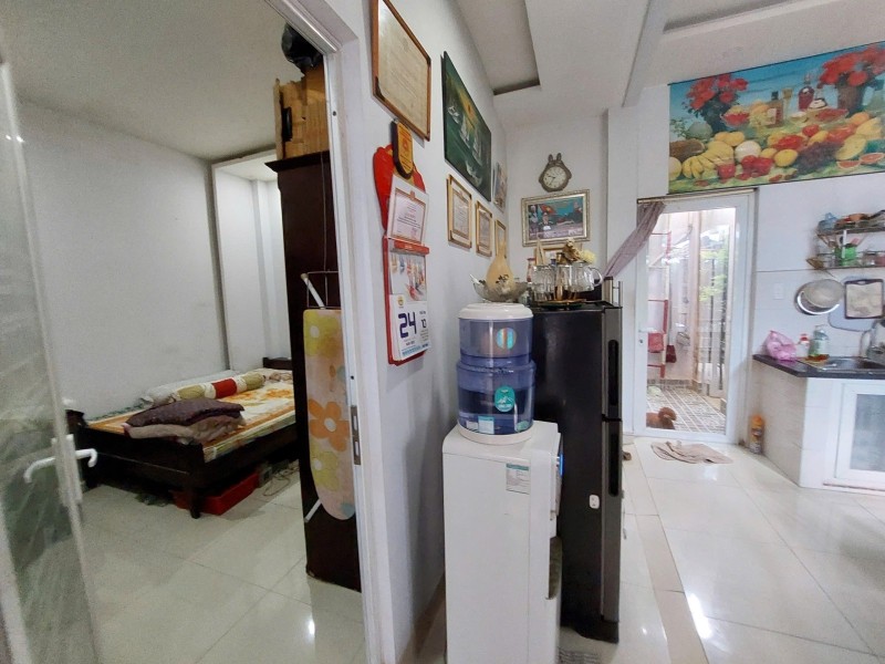 Bán nhà 2 tầng, DT 120m², 4PN, 4WC, Q.2, 6.8 tỷ, sổ hồng - Ảnh 3